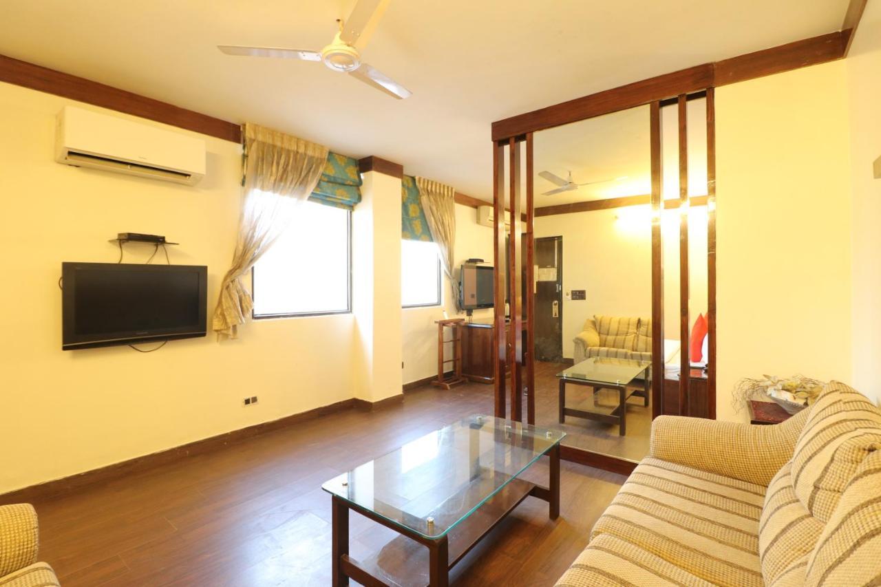 Hotel Clark Heights Yeni Delhi Dış mekan fotoğraf