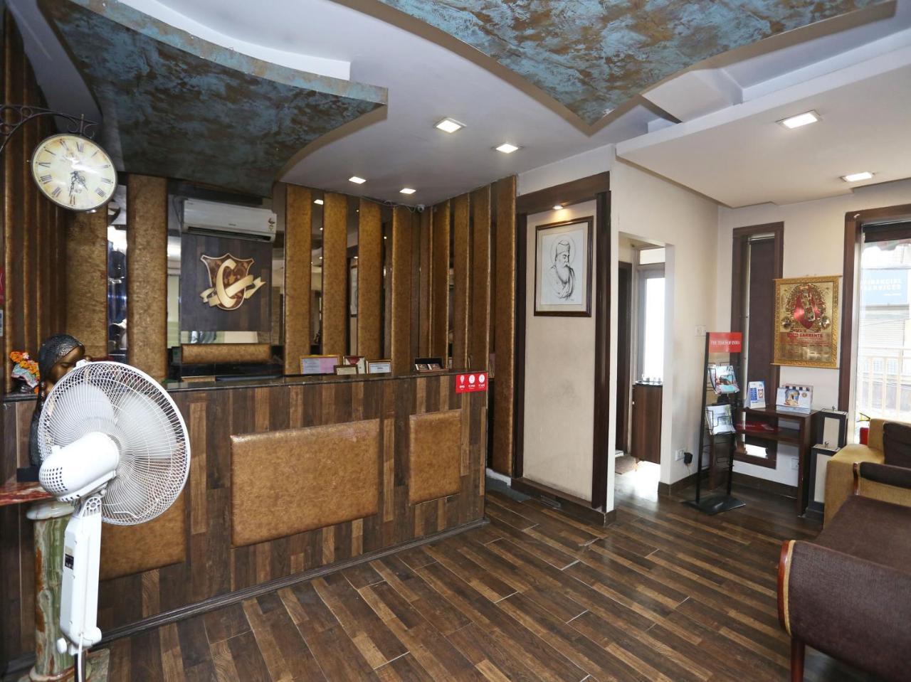 Hotel Clark Heights Yeni Delhi Dış mekan fotoğraf