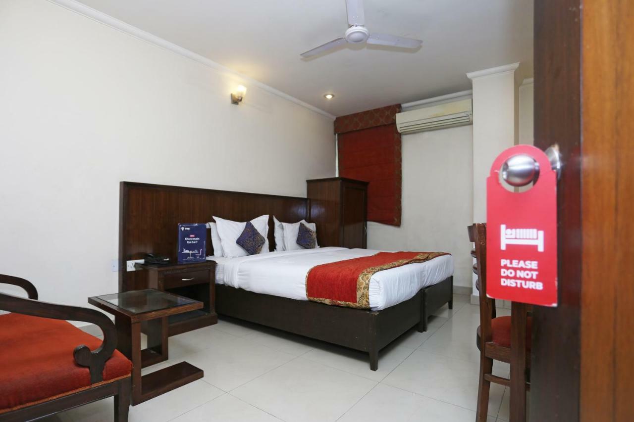 Hotel Clark Heights Yeni Delhi Dış mekan fotoğraf