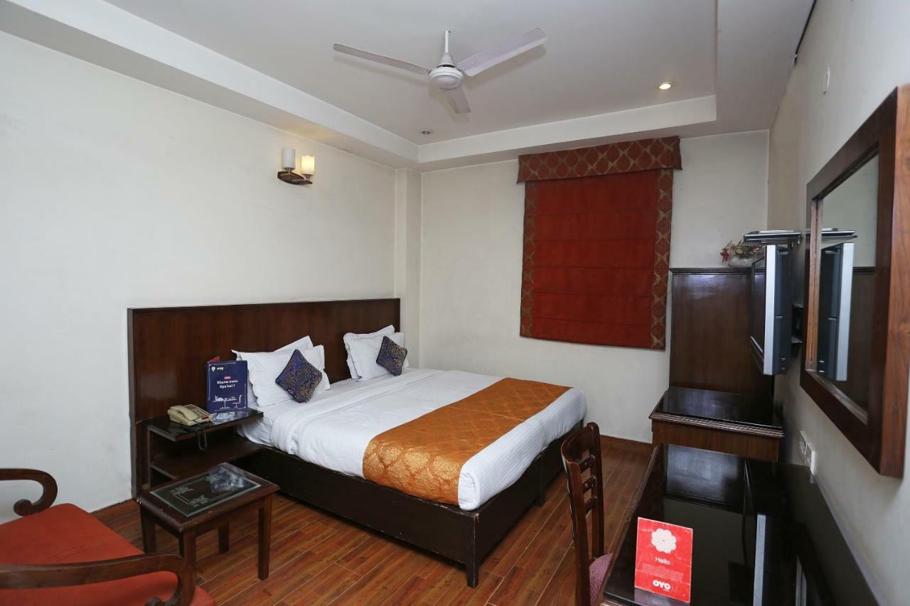 Hotel Clark Heights Yeni Delhi Dış mekan fotoğraf